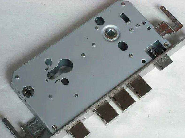 巴楚24小时上门开锁公司